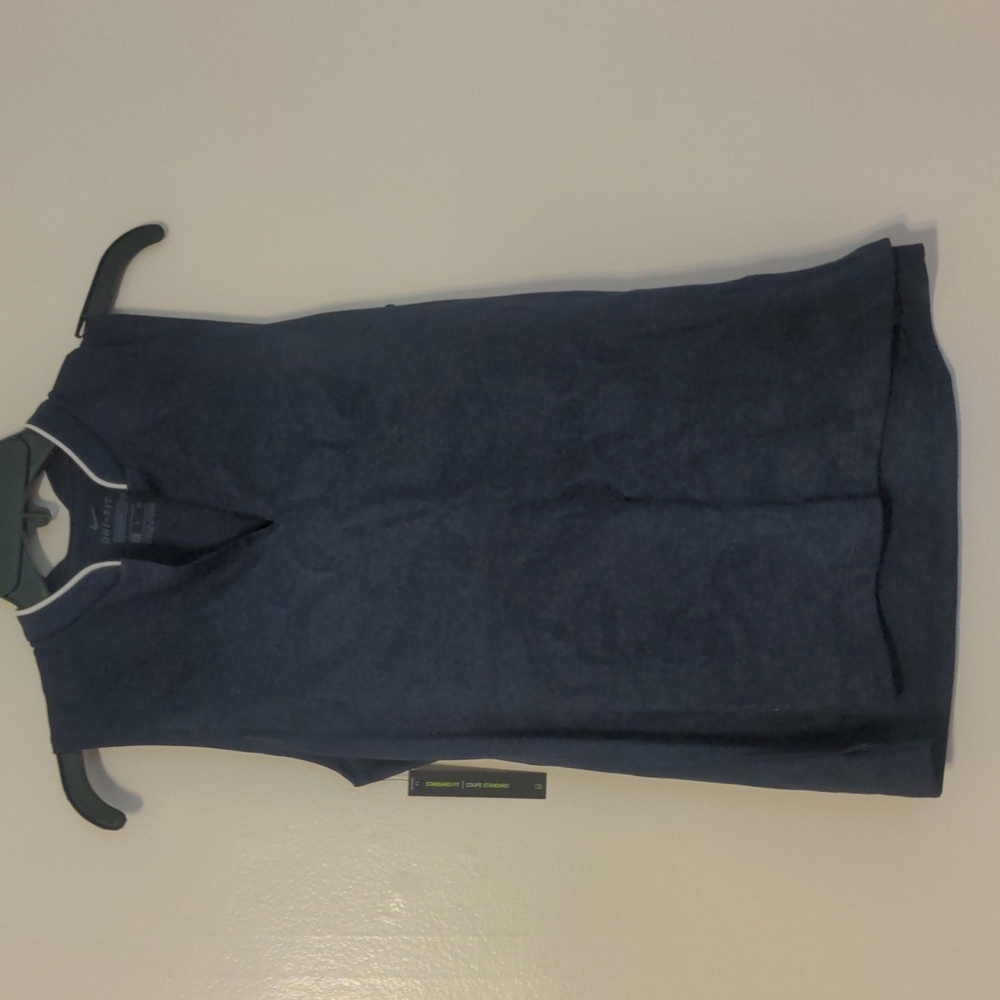 Nike women's DRI fit golf tank navy